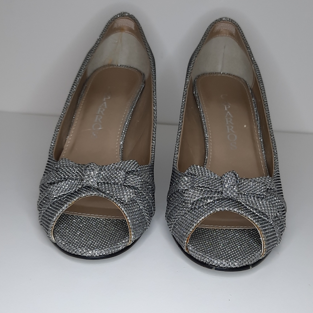 Caparros | Silver | 2.5" Pump Heel | Size 7.5